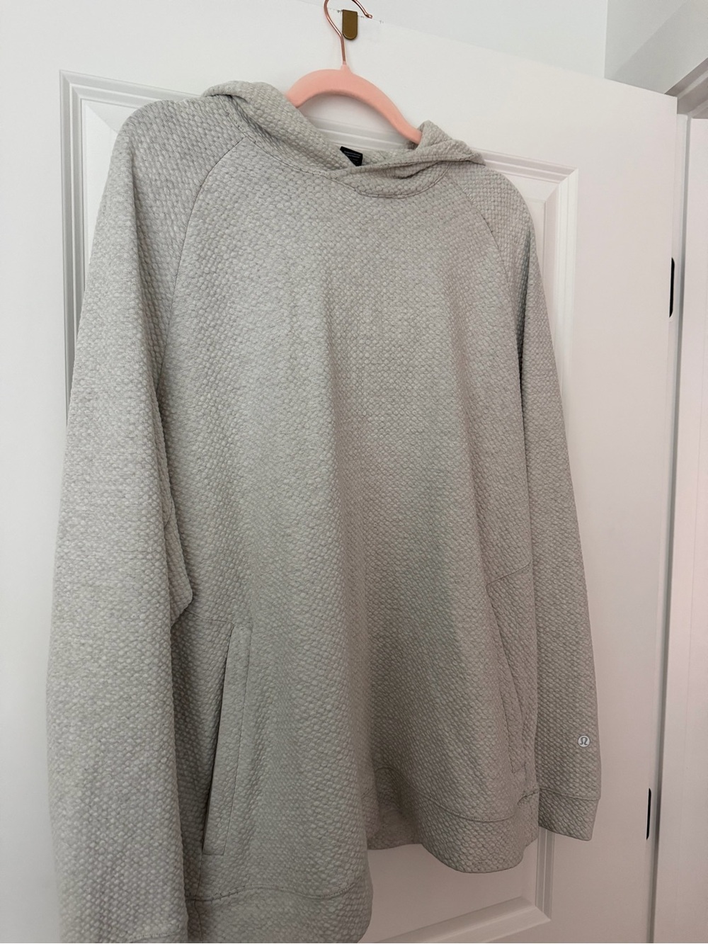 Men's Light Gray Textured Lululemon Hoodie